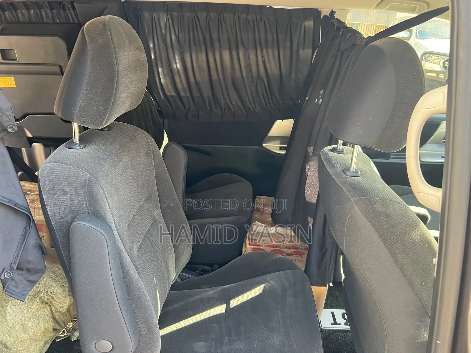 Toyota Noah 2011 Gray