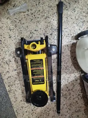 Hydraulic Floor Jack (3 Tons)