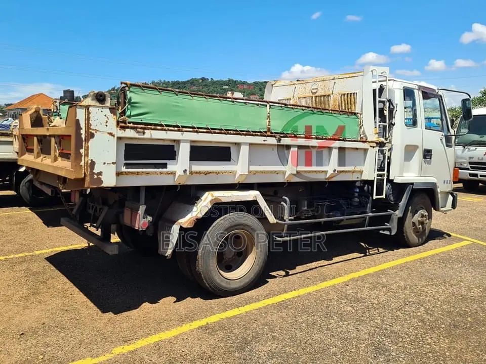 Isuzu Forward