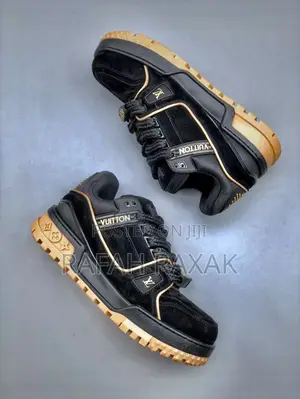 Original Louis Vuitton LV Trainer Maxi Luxury Sneakers