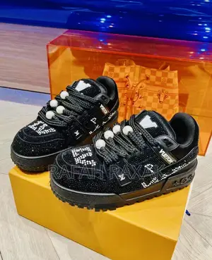 Original Classy Men’S Louis Vuitton Luxury Sneakers