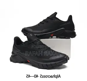 Original Triple Black Salomon Alphacross 5 Sneaker