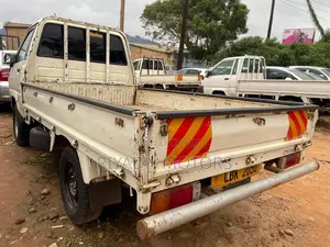 Toyota TownAce 2002 White