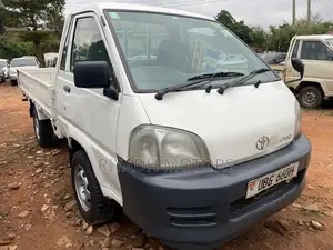 Toyota TownAce 2004 White
