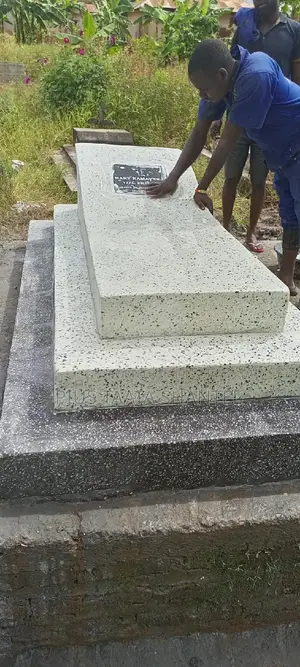 Grave Finishing the Best