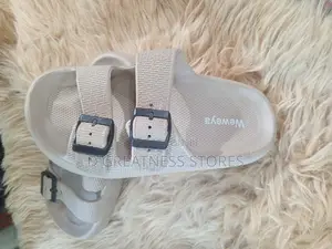 Fashionable Slides