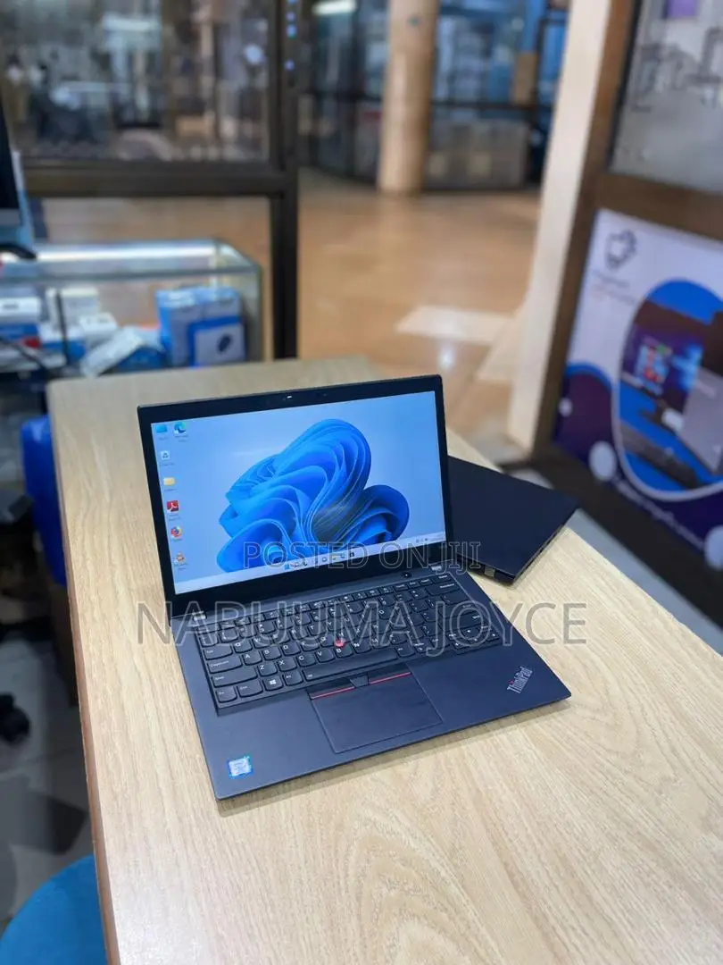 New Laptop Lenovo ThinkPad T480s 16GB Intel Core I7 SSD 512GB