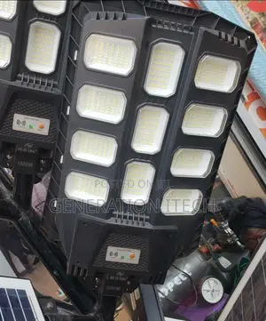 1000 Watts Solar Street Light All in One- Hi Fi Lite