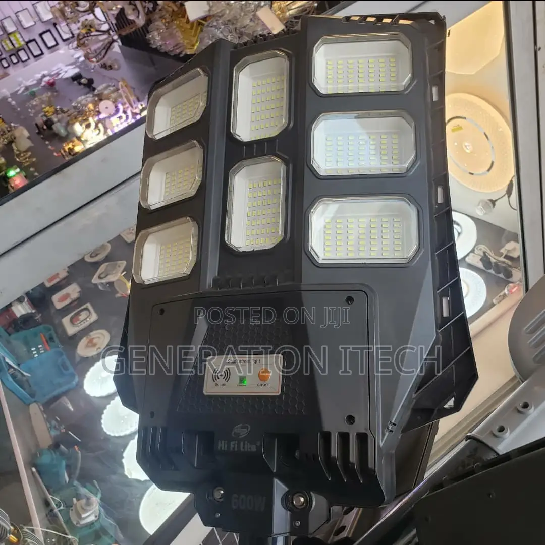 600 Watts Solar Street Light With Motion Sensor and Remote