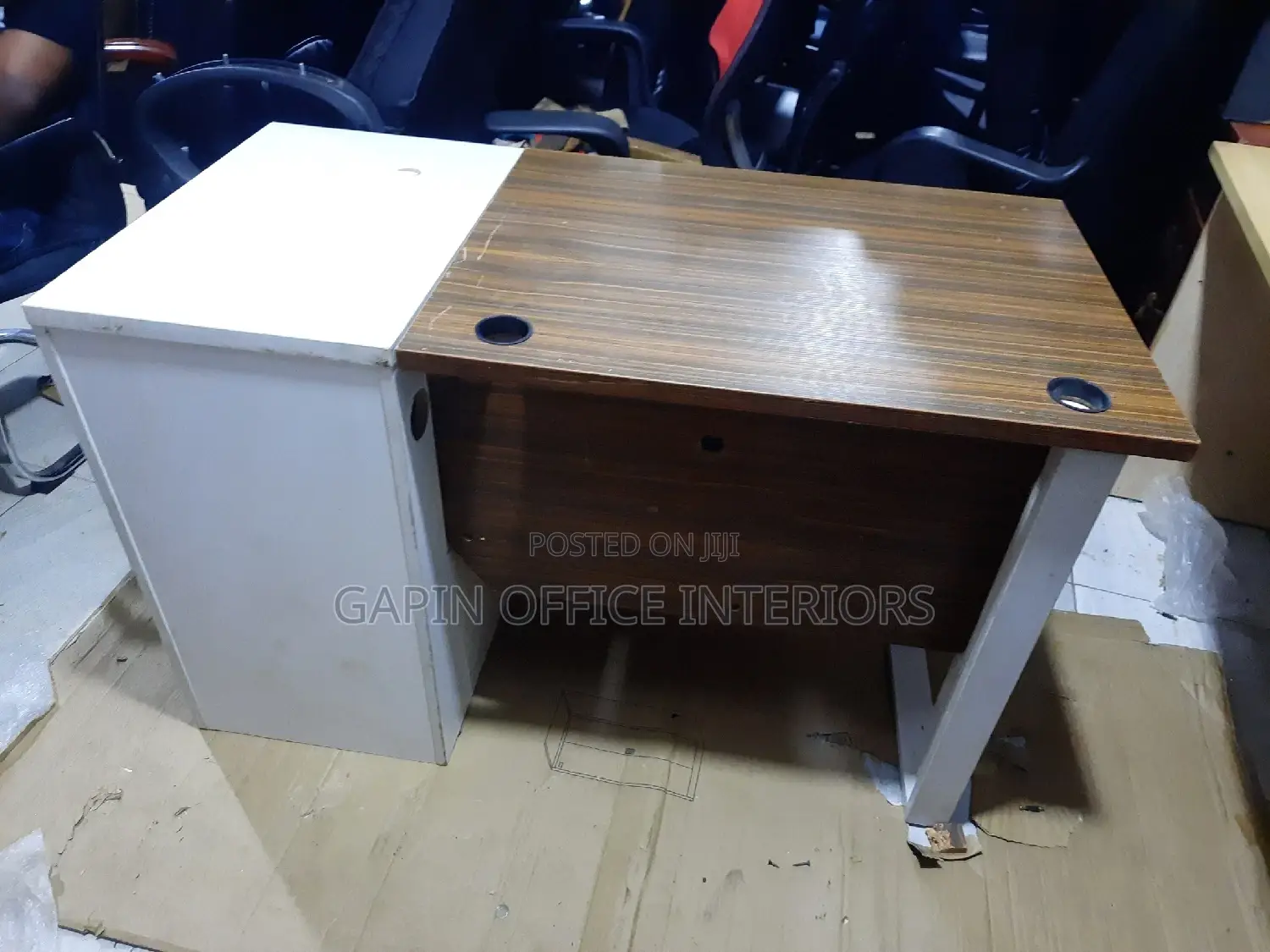 Second Hand Office Table for Small Space