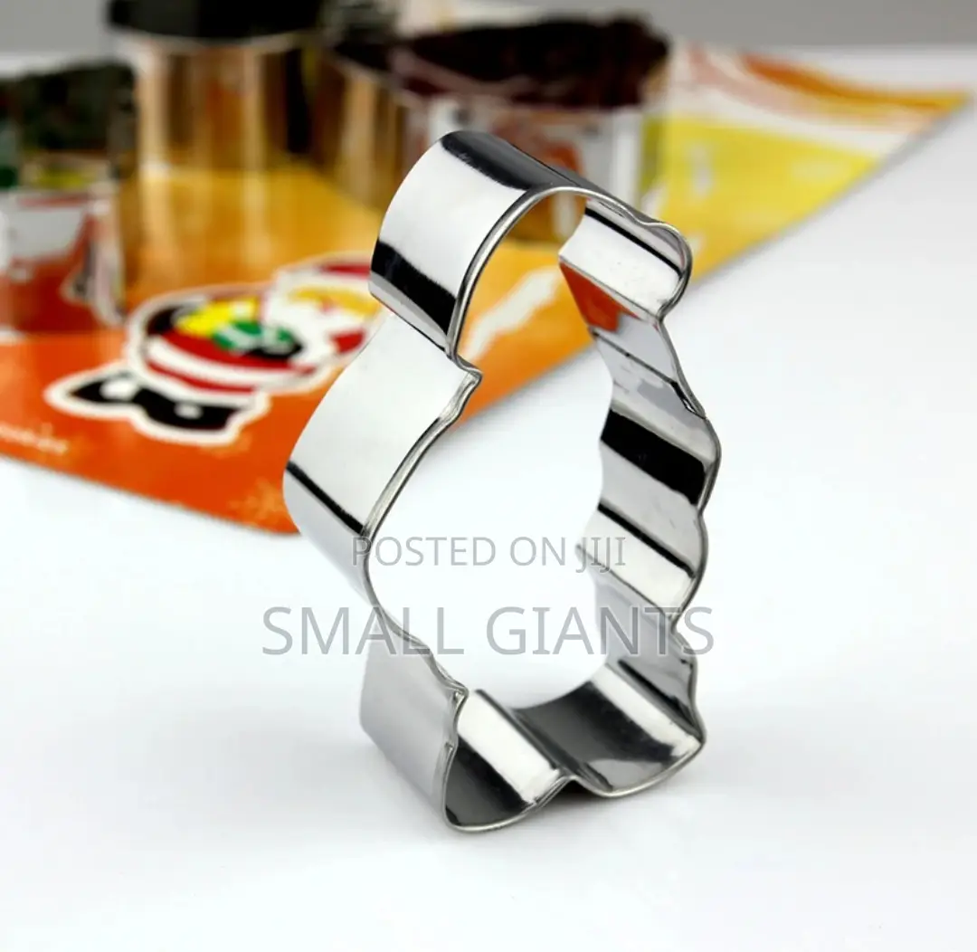 4 PCS Christmas Cookie Cutter Molds