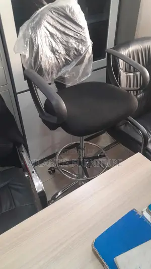 High Pump Secretarial Chair
