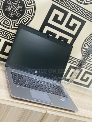 Laptop HP EliteBook 840 G3 8GB Intel Core I5 HDD+SSD 256GB