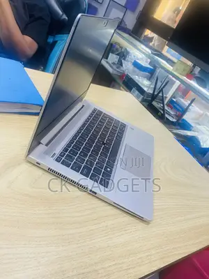 Laptop HP EliteBook 830 G6 8GB Intel Core I7 SSD 256GB