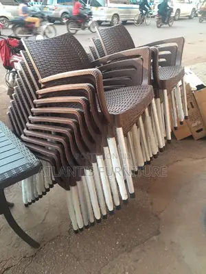 New Stock Plastic Chairs