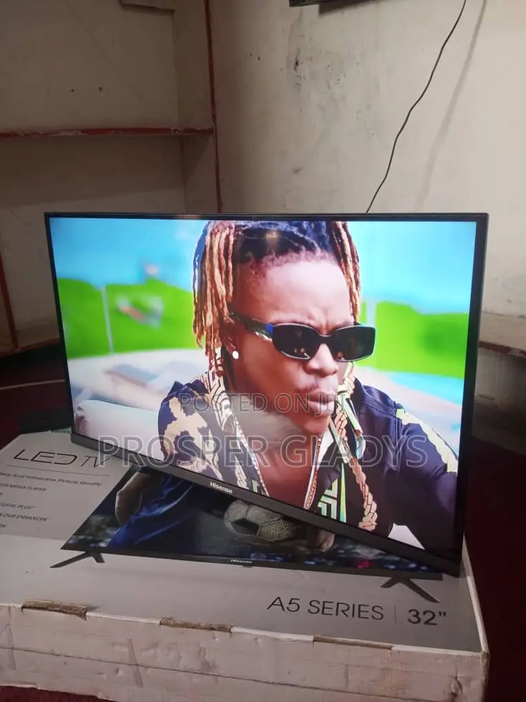 Hisense 32 Inches Led Digital Flat Screen Flameless.