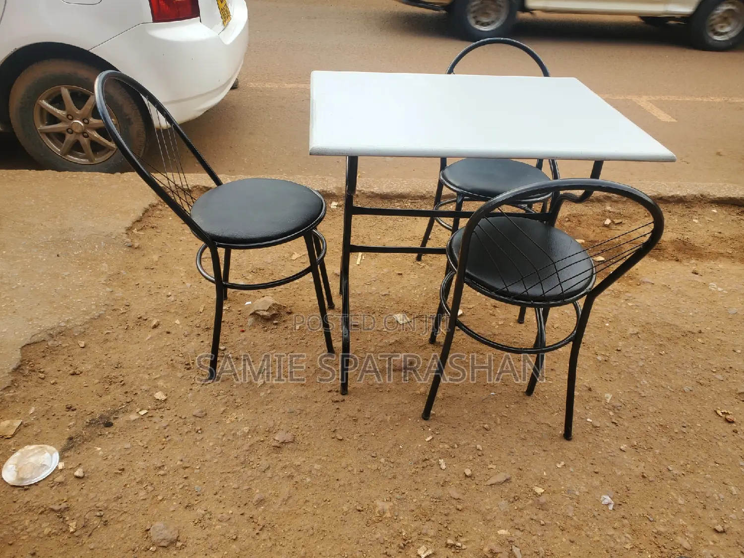 3 Sitter Dining Tables