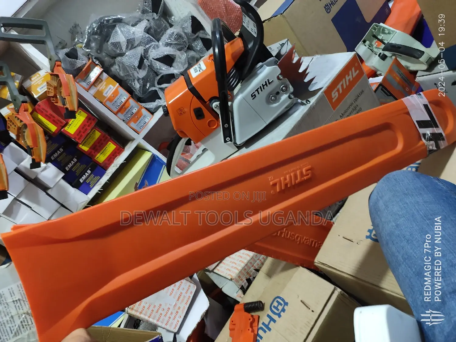 Husqvarna Chainsaw/Powersaw Machine 272 365