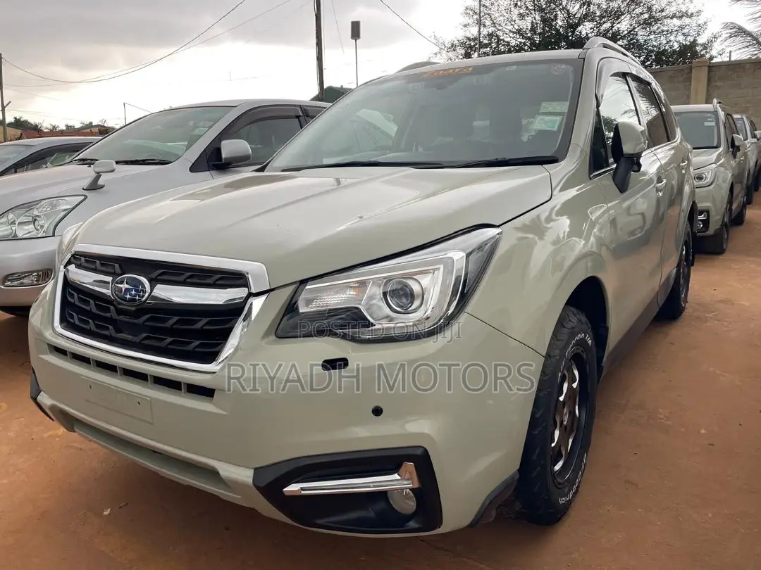 Subaru Forester 2.0XT Touring AWD 2017 Gold