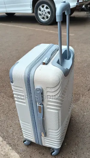 Simple Plastic Suitcase