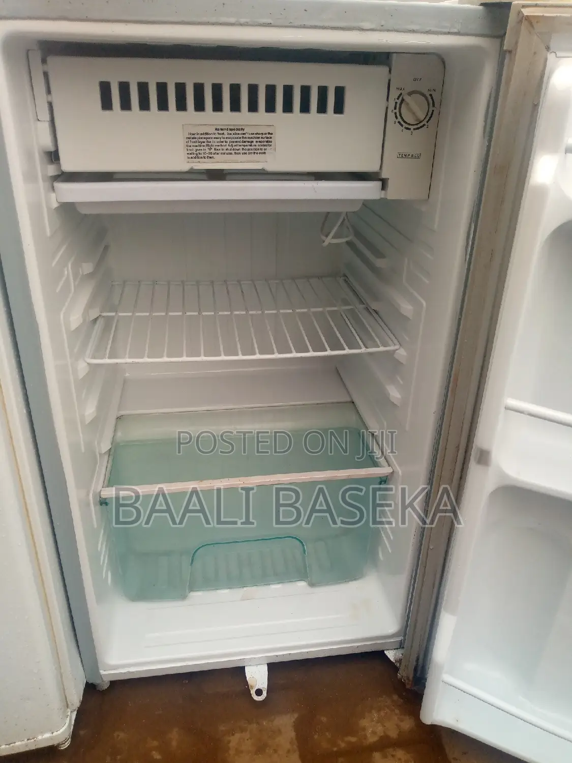 Fridge/Refrigerator/Nikai Brand/Used