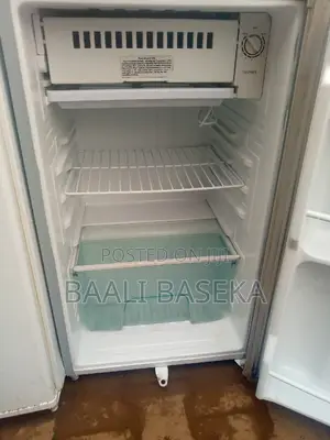 Fridge/Refrigerator/Nikai Brand/Used