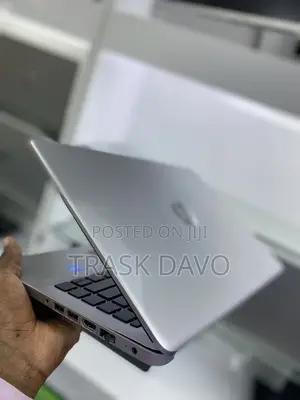 Laptop HP 240 6GB Intel Core I3 SSHD (Hybrid) 500GB