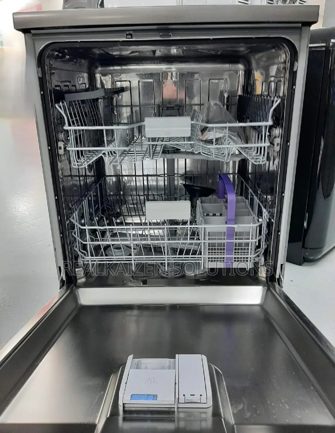 BEKO Hygienicshield 14 Place Gray Freestanding Dishwasher