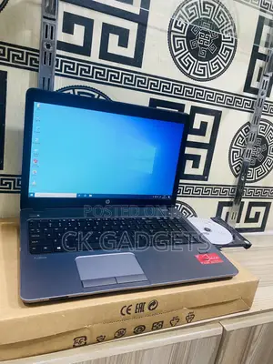 Laptop HP 248 G1 8GB AMD Ryzen 7 HDD 500GB