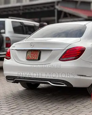 Mercedes-Benz C180 2014 White