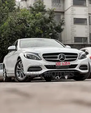 Mercedes-Benz C180 2014 White
