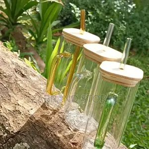 Glass Juice Jag/ Bamboo Cover/ Glass Strall