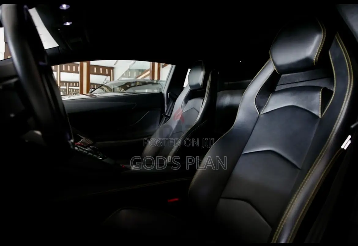 Lamborghini Aventador 2018 Black