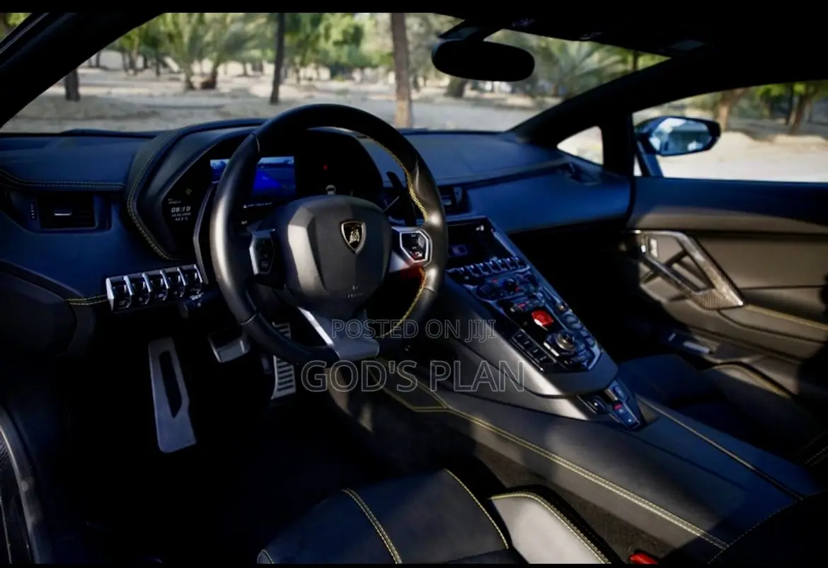Lamborghini Aventador 2018 Black
