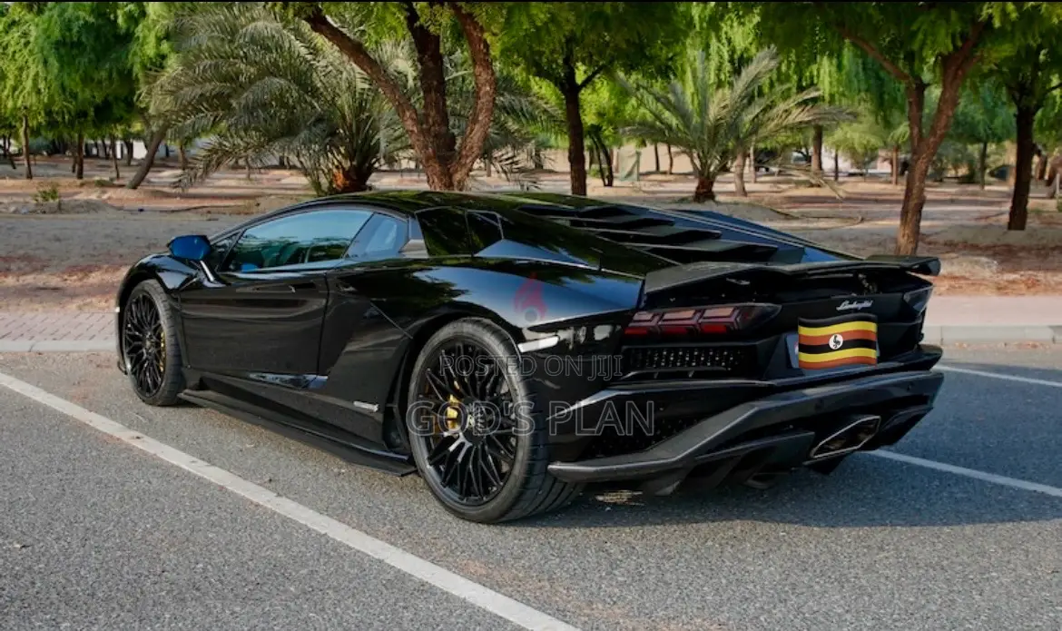 Lamborghini Aventador 2018 Black