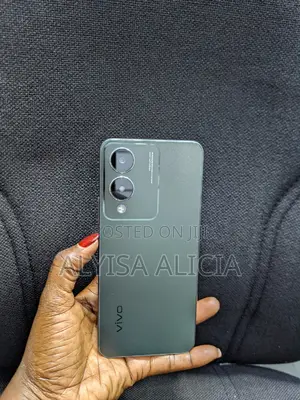 Vivo Y17s 128 GB Green