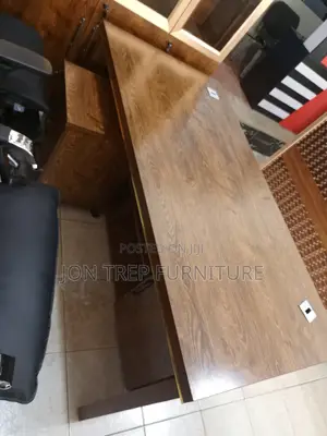 Executive Director Office Table 1.6meter