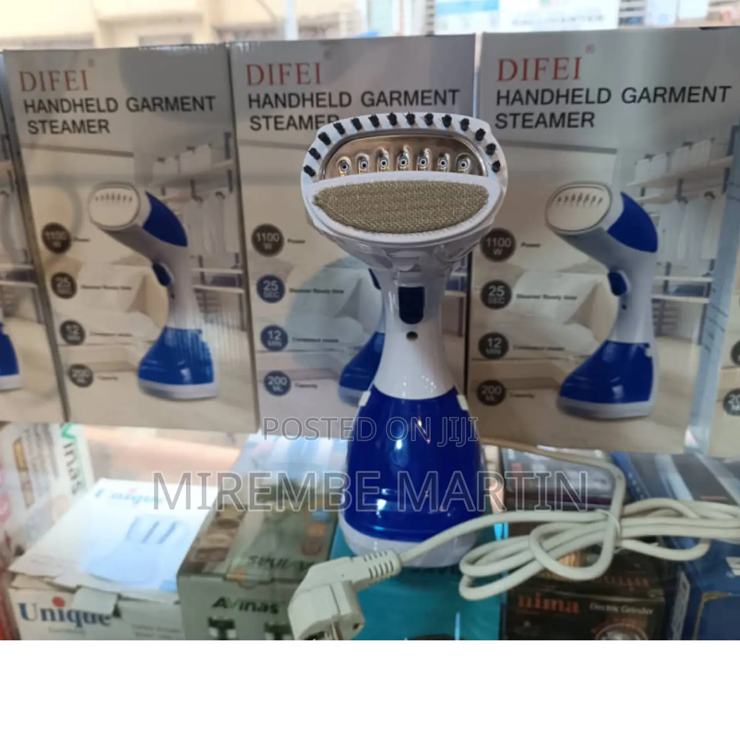 DIFEI Handheld Garment Steamer.