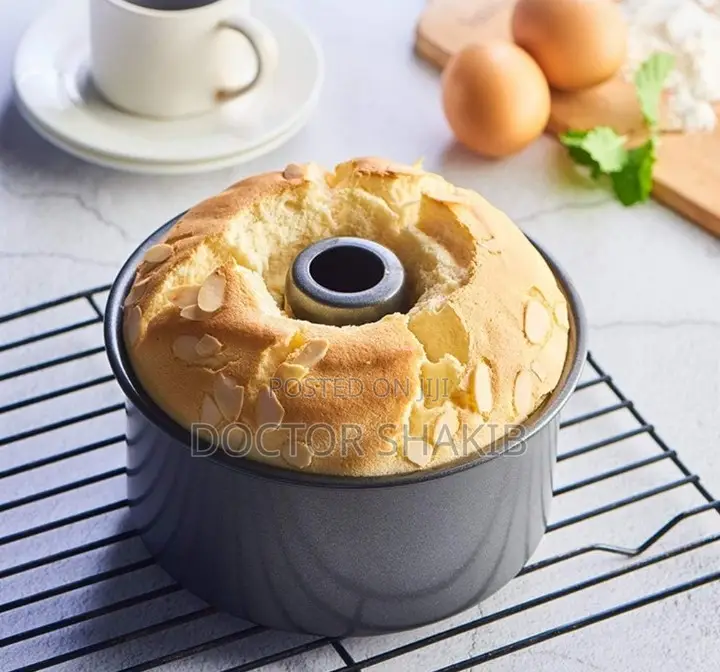 New Black Round Baking Tray for Bread Cake