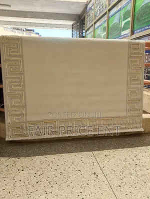 Vip Original Ruger Center Carpets.2.5x 3.5metres.( Cream)