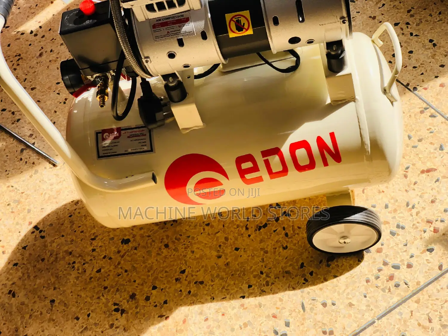 25L Silent Air Compressor 1head.
