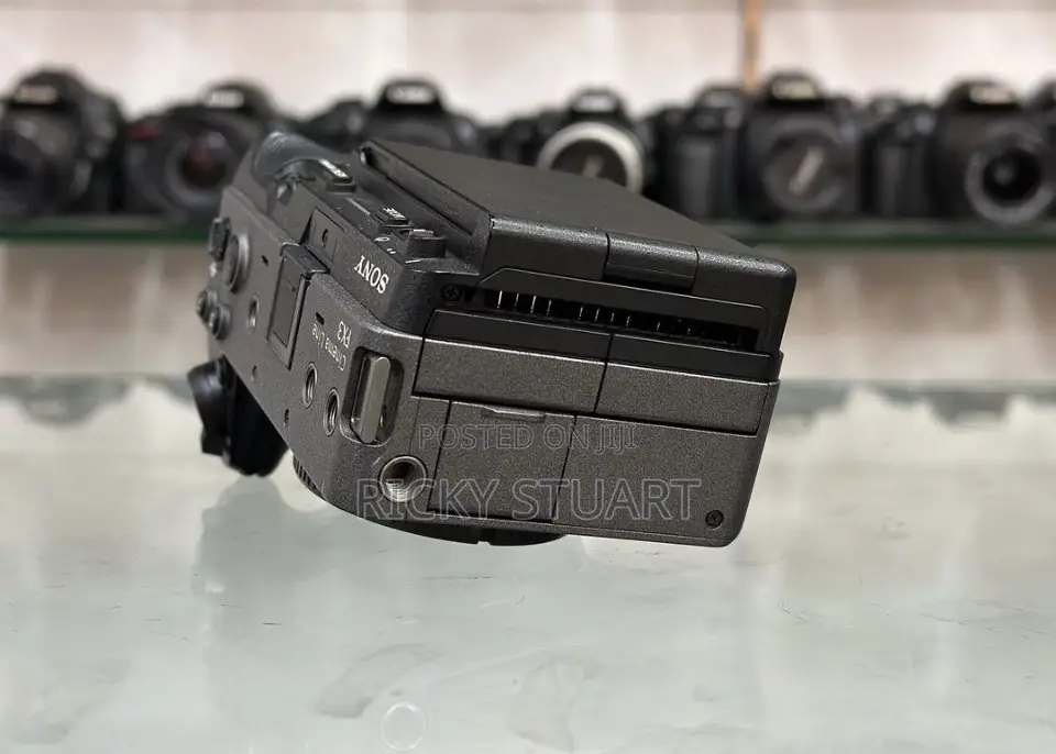 Sony Alpha Fx3 Ilme-Fx3 | Full-Frame Cinema Line Camera