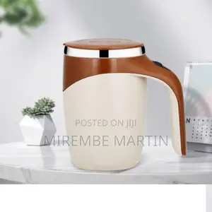 Automatic Self Stiring Magnetic Mug.
