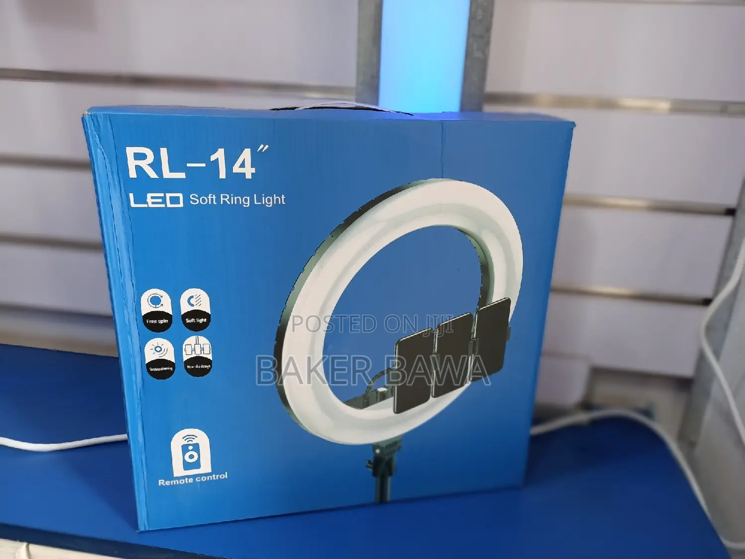 RL _ 14 Led Soft Light