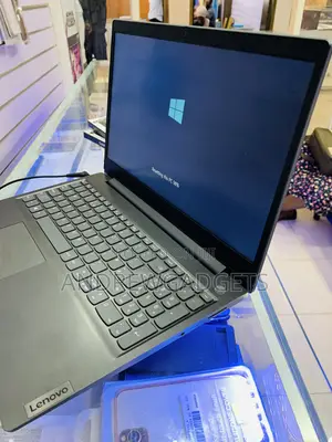Laptop Lenovo V15 4GB Intel Core I3 HDD+SSD 500GB