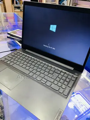 Laptop Lenovo V15 4GB Intel Core I3 HDD+SSD 500GB