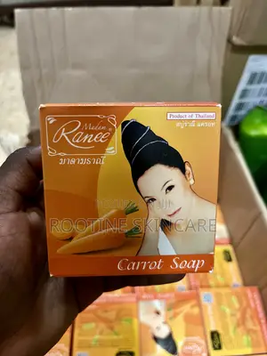 Madam Ranae Carrot Lightening Clarifying Soap