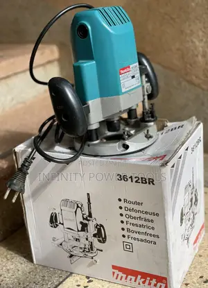 Wood Router Makita