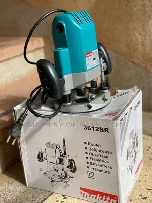 Router Machine Makita