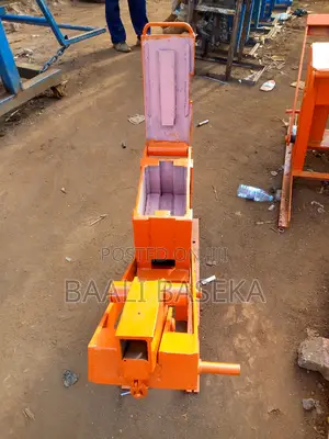 Interlocking Block Machine/Single Block/00